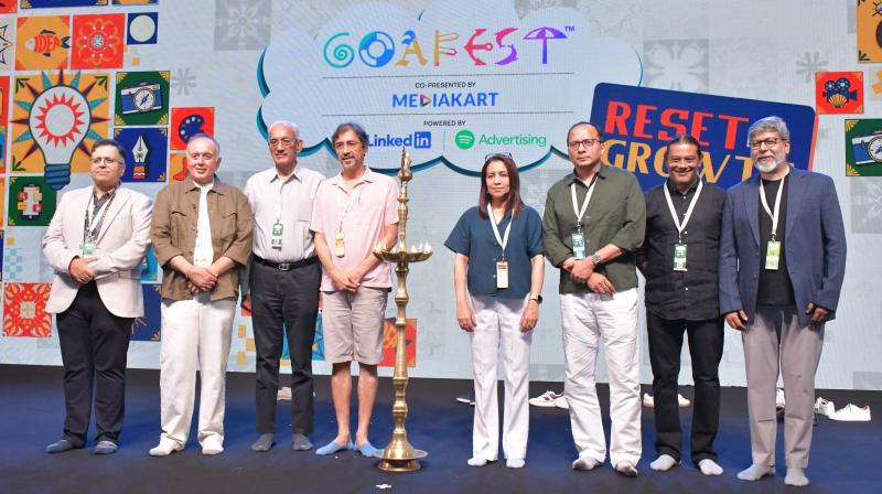 Lamp-lighting ceremony.at the festival